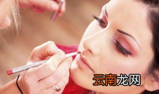 怎样修容显脸小 不同脸型如何修容显脸小