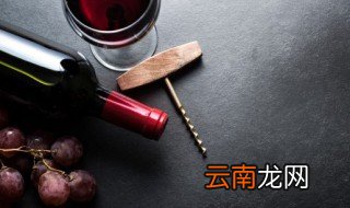 保存葡萄酒为什么说要平着放 保存葡萄酒为何说要平着放
