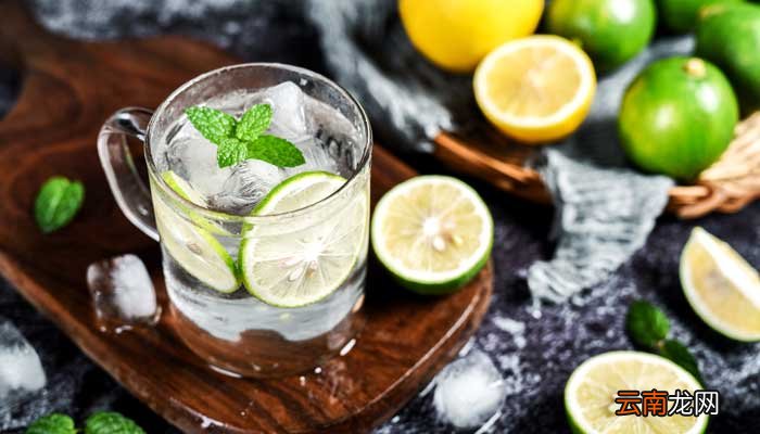 点水成冰实验原理 点水成冰实验原理和过程
