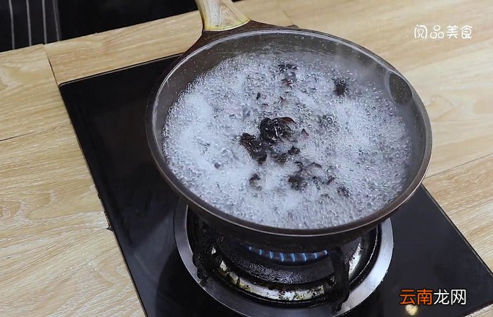 洋葱木耳凉拌的做法 洋葱木耳凉拌怎么做好吃