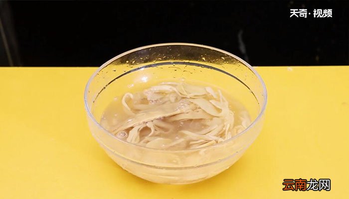 老鸭干笋汤的做法老鸭干笋汤怎么做