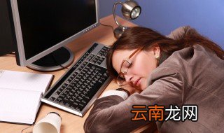 梦见自己一丝不一挂是啥意思 梦见自己一丝不一挂是什么意思