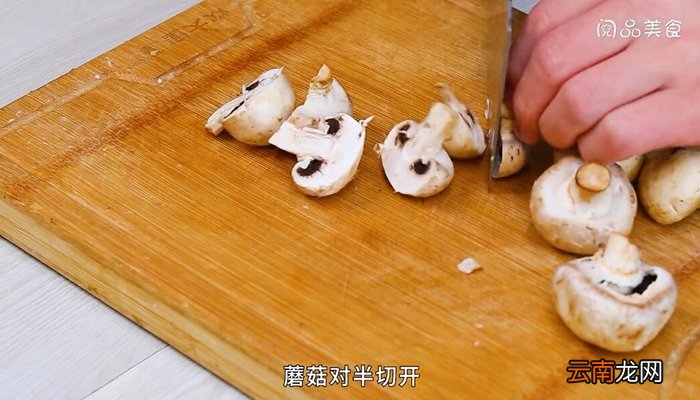 新鲜蘑菇烧排骨的做法 新鲜蘑菇烧排骨怎么做