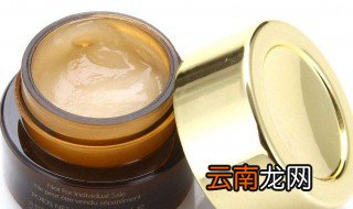 眼霜的作用是什么 使用的方法你用对了吗