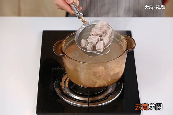 竹荪排骨汤怎么做