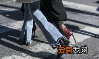 阔腿裤配什么鞋子好 搭配这5对鞋子就好好看