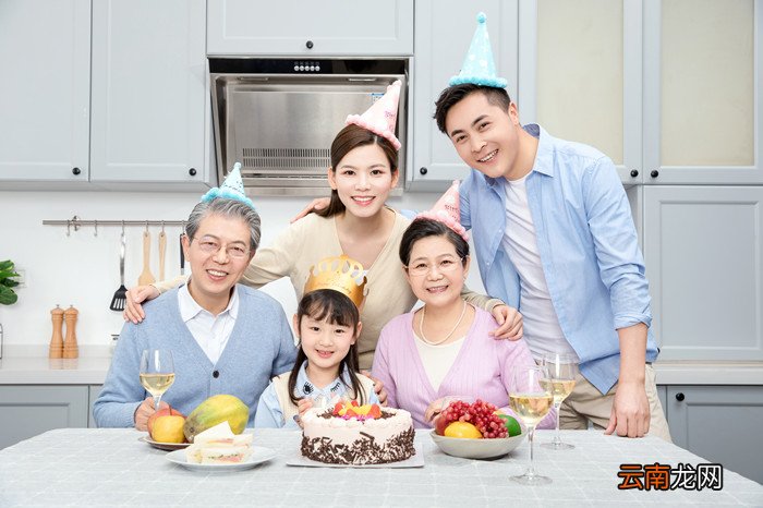 哪些父母不值得孝顺 什么样的父母不值得孝顺