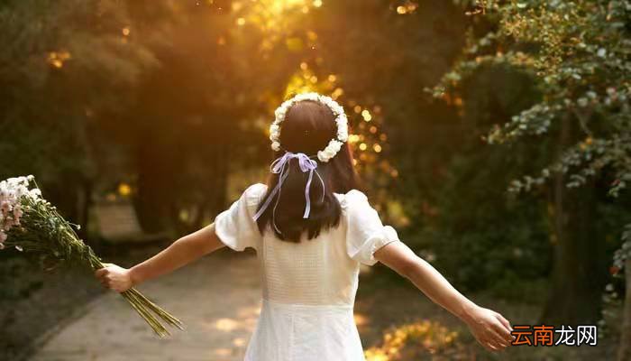 祝贺女子二十岁的诗词古代女子二十岁祝贺词