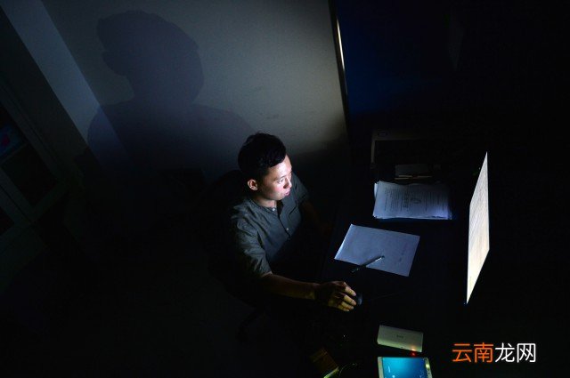 男生胖子怎么尽快把胸瘦下来 轻松四招瘦胸技巧帮你强健身体