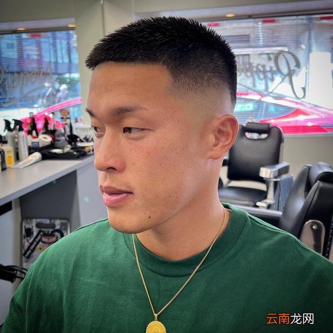 清爽帅气男士发型18款，天热这样剪就对了，你也可以变型男