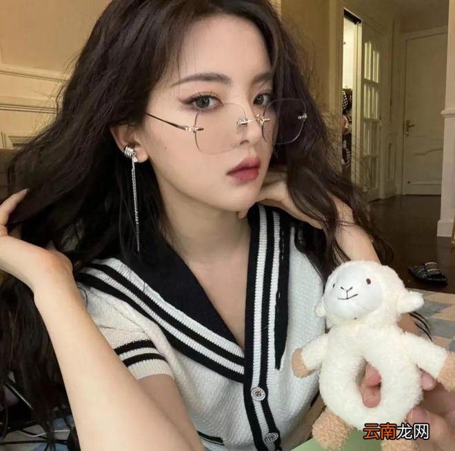 洗头不吹干真的会面瘫吗？