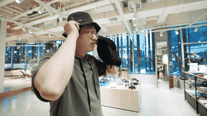 他揭开1.6亿中国男人的痛