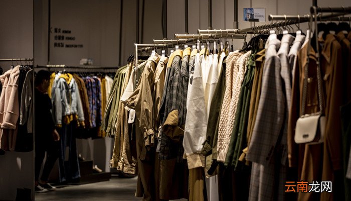 棉服跟羽绒服都啥区别 棉服跟羽绒服的区别