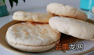 白面饼做法步骤 家常摊白面饼做法