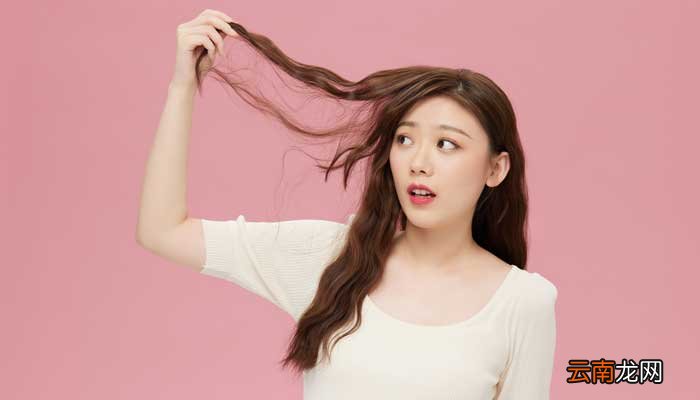 烫完头发很蓬松毛躁怎么办 烫完头发很蓬松毛躁怎么回事
