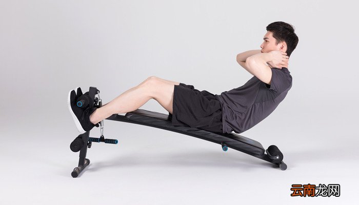 仰卧起坐的危害 仰卧起坐伤腰椎和颈椎是真的吗