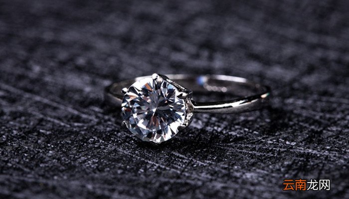 通灵珠宝和莱绅通灵的区别 莱绅通灵和通灵珠宝有区别吗