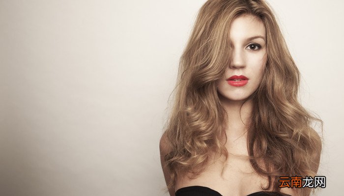 如何让头发变得粗壮浓密 头发如何保养