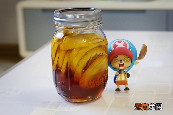 柠檬泡蜂蜜的功效与作用 柠檬泡蜂蜜有什么好处