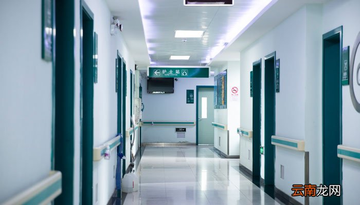 主任医师和副主任医师的区别 主任医师和副主任医师哪个好