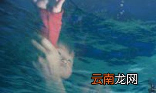 梦见别人背小孩是什么征兆 梦见别人背小孩寓意什么