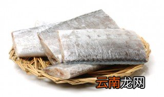 酱焖带鱼的做法 家常酱焖带鱼的做法