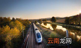 高铁首发站提前多久上车，高铁发车前几小时可以进站