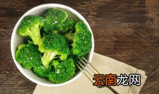 西兰花和木耳怎么凉拌 西兰花和木耳凉拌的做法是什么