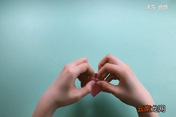 皇冠戒指怎么折