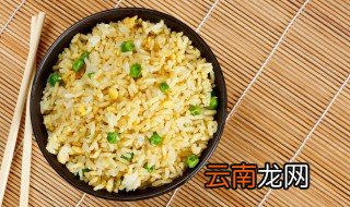 五彩鸡丝炒饭怎么做才好吃 五彩鸡丝炒饭如何做才好吃
