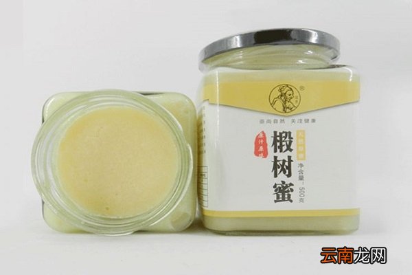 椴树蜂蜜的功效与作用 椴树蜂蜜的功效与作用点