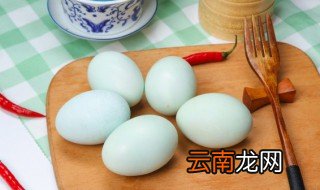 鸭蛋怎么做好吃又简单 新鲜鸭蛋怎么做好吃又简单
