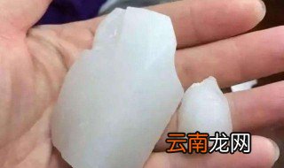 和田玉山料和籽料的区别是什么 和田玉山料和籽料介绍
