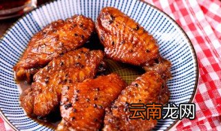 鸡翅膀放在烤箱里怎么烤才好吃