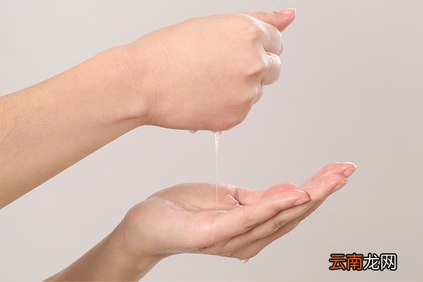 手指有倒刺缺什么营养 手指有倒刺是什么原因