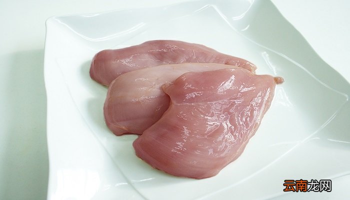 鸡胸肉的脂肪含量 鸡胸肉脂肪含量高吗