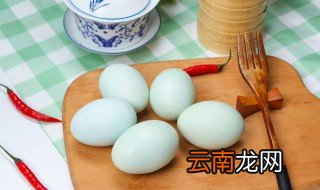 咸鸭蛋有点咸放冰箱可以吗，咸鸭蛋放冰箱好吗