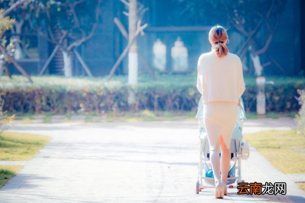 两岁宝宝太粘人怎么办小孩子黏人好不好