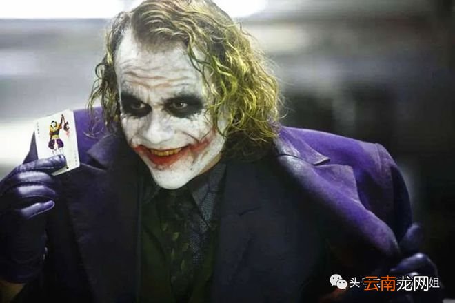 《新蝙蝠侠》最大彩蛋是新版小丑，扮演者被保密，戏份差点被删光