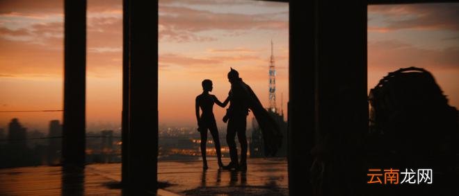 上映3天，《新蝙蝠侠》全球票房破15.6亿，吴京的年度冠军保不住