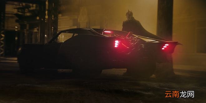 上映3天，《新蝙蝠侠》全球票房破15.6亿，吴京的年度冠军保不住