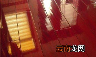 为何复合地板越擦越糊 复合地板越擦越糊的原因