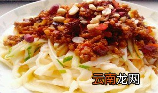做炸酱面的炸酱的做法 炸酱的做法是什么