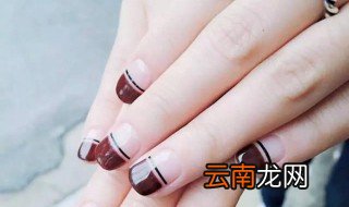 高中生适合什么颜色的美甲 适合高中生的美甲颜色介绍