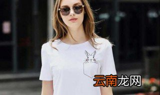 女生胸小穿什么衣服好看 小胸女性适合什么衣服