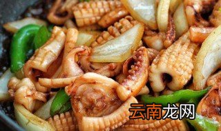 宫保鱿鱼如何做 这样做的宫保鱿鱼最正宗