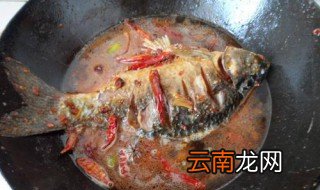 红烧鲫鱼步骤窍门 红烧鲫鱼做法步骤