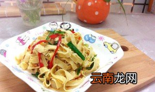 包菜丝炒豆皮如何做 做炒豆皮的步骤