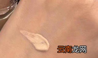 粉底液有什么效果 粉底液有哪些效果