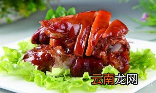 美容猪蹄的正确方法 黄豆焖猪蹄的烹饪技巧